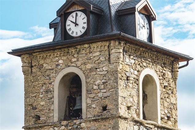 Eglise Saint Pierre aux liens - Corbier Tourisme