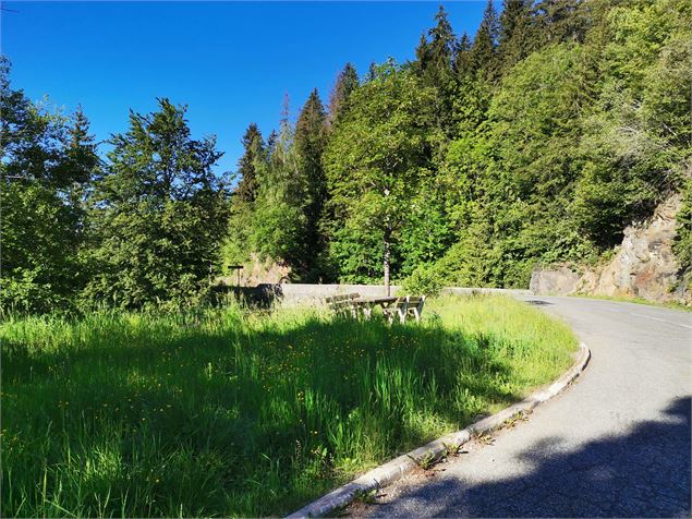 Aire du pique-nique sur la route d'Hauteluce