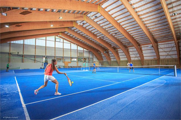 Hall de tennis du Centre Sportif Morgins - s.cochard