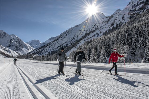 Groupe de skieurs nordique - Nomad Photographie 2020