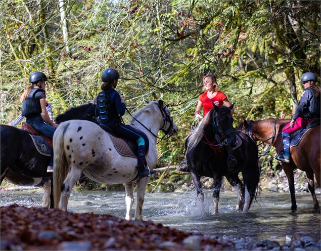 Balade à cheval Ecurie de Chevaline - Rémi Portier