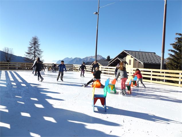 Patinoire du Cernix - OTI du Val d'Arly