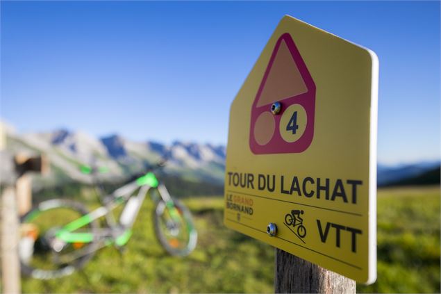 VTT au Grand-Bornand - Alpcat Medias