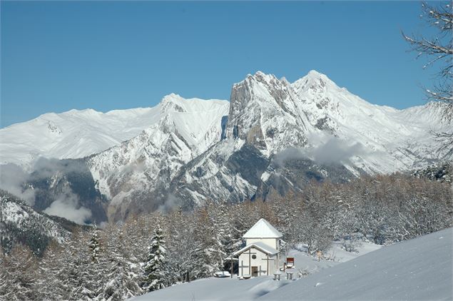 les trois croix à valmeinier - Horizon nature & montagne