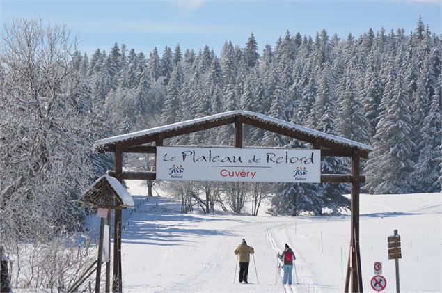 Ski de fond sur le Plateau de Retord au départ de Cuvéry - ©C.Frei - Terre Valserine