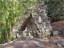 Vue sur la Grotte - Sallanches tourisme