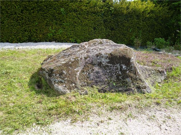 Balade : à la découverte de la Pierre à Cercles