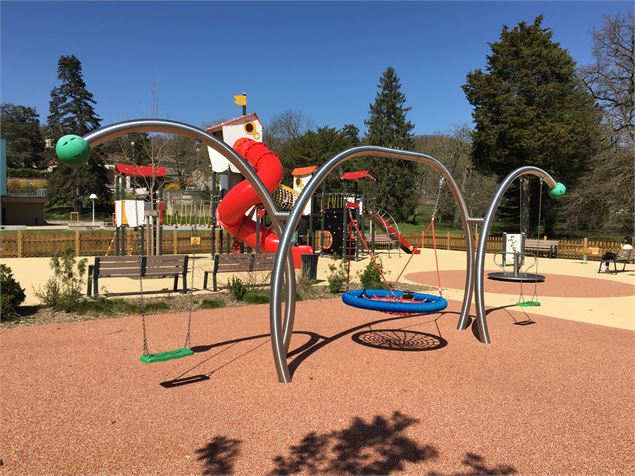 Aire de jeux Complexe Mas de Roux - Dombes Côtière Tourisme