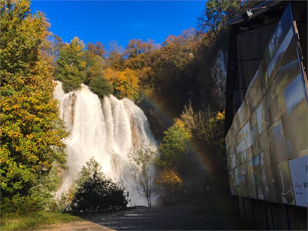 Cascade de Glandieu - M.Ballet