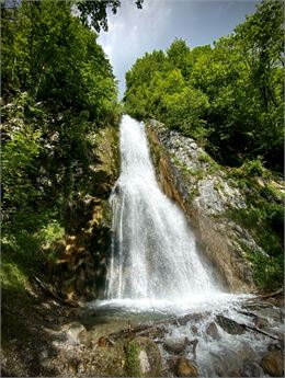 Cascade - Manon OTSLA