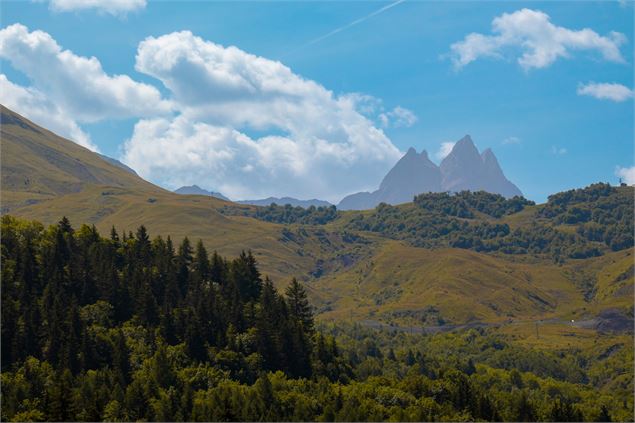 Vue sur les Aiguilles depuis ALJ - N TOZZI