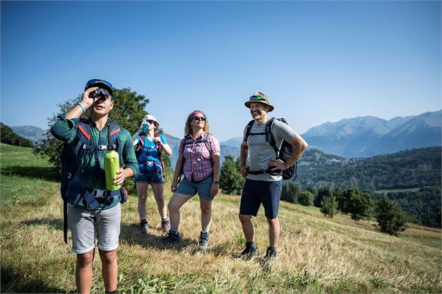 Randonneurs sur le tour des contamines - Tilby Vattard