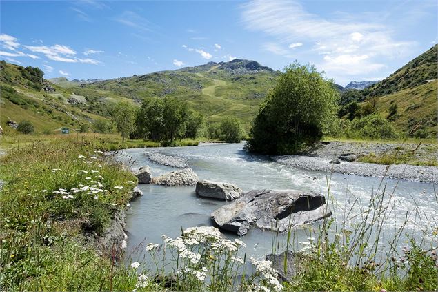 balade, pêche, détente, Plan de l'eau Les Menuires - G. Lansard