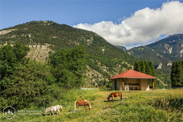 Poney club de Modane au camping des Combes - Haute Maurienne Vanoise Tourisme