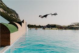  - WaterCircus