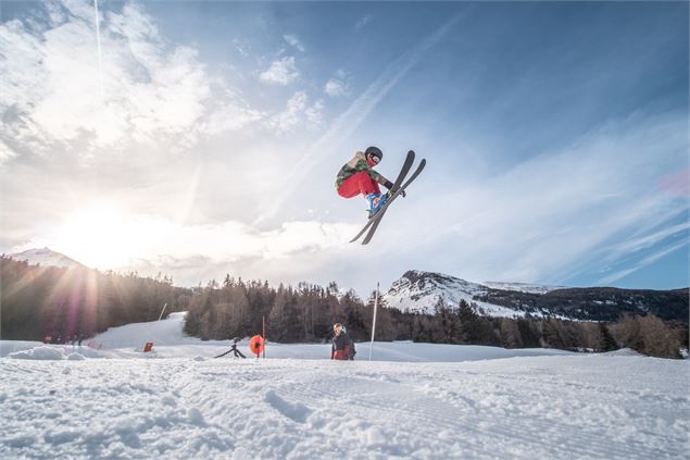 Le snowpark des Essarts à Val Cenis - OT HMV