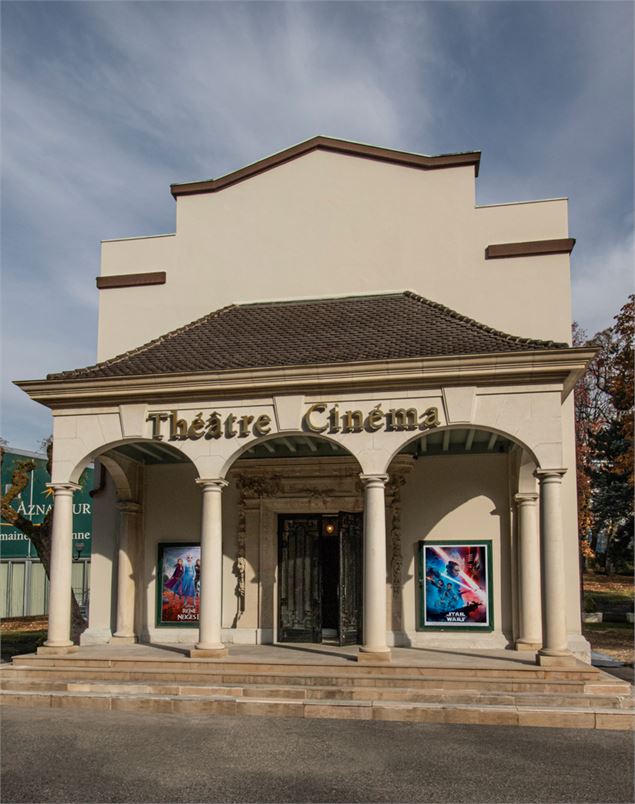 Cinéma - Théâtre André Dussolier_Divonn