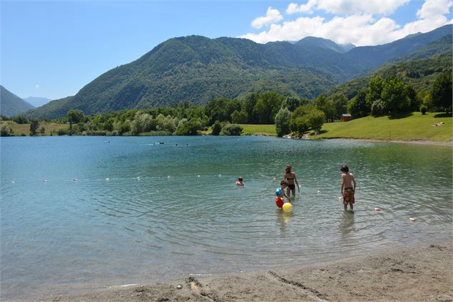 Plan d'eau des Hurtières - OT Porte de Maurienne