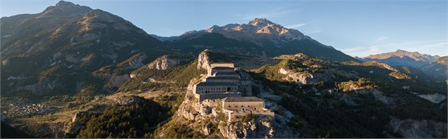 Les Forts de l'Eseillon - Y. Bellissand