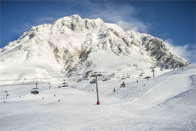 Vue sur le domaine skiable depuis le Mont-Bochor - Stef Candé