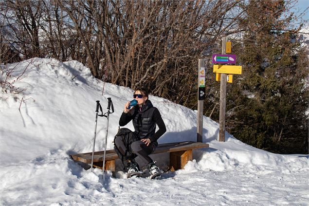 Pause boisson sur le circuit de la cochette - OTICœurdemaurienne