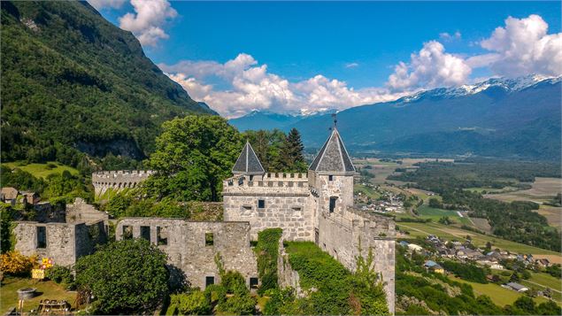 Château de Miolans - St Pierre d'Albigny - Parc Naturel Régional du massif des Bauges - Savoie Mont 