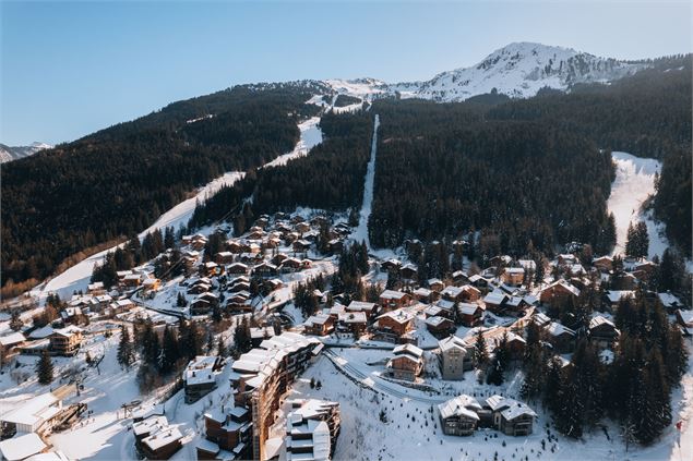 la tania - Kevin Oliveri