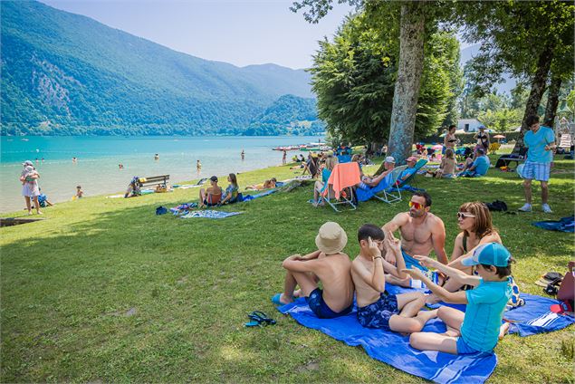 Plage Le repaire du Pré Argent - Lac d'Aiguebelette - C. Moureaux