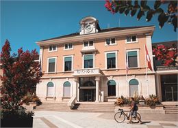 Mairie Actuellement - Office de Tourisme des Monts de Genève