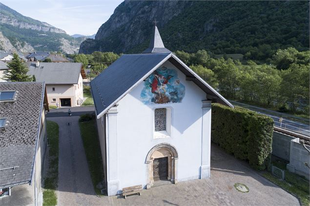 vue général, eglise de pontamafrey - Vincent Jacques, Drone de regard