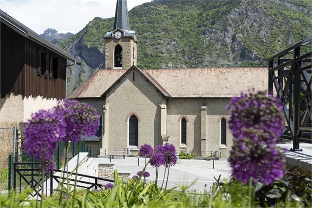 Église Saint-Albain - Jacques  Vincent drone de regard