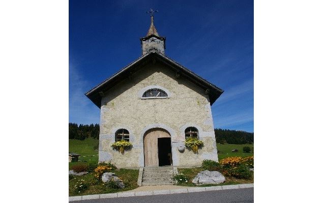 Extérieur de la chapelle des confins
