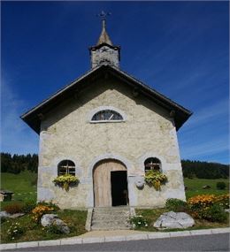 Extérieur de la chapelle des confins