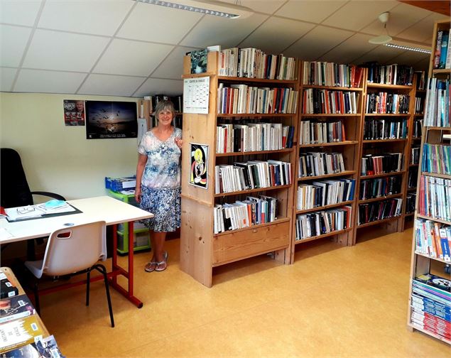 Bibliothèque à Vacheresse - Bibliothèque de Vacheresse