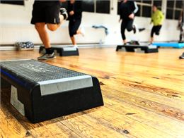 Step, hilo, zumba, ludique et cardio - Côté Forme Cluses