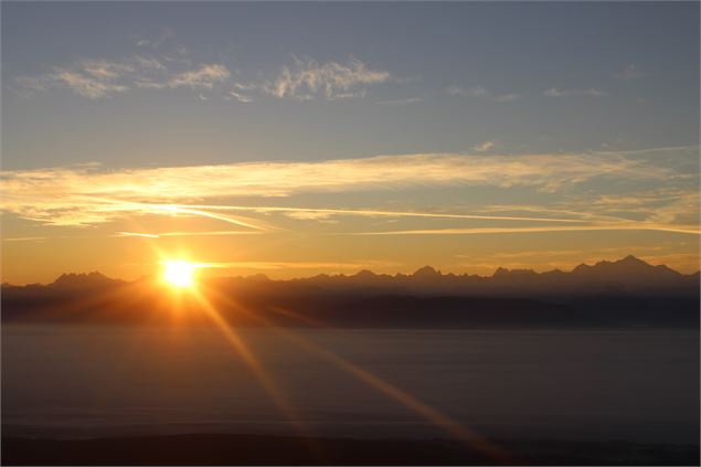 Levée de Soleil au Turet - ©jthevenard