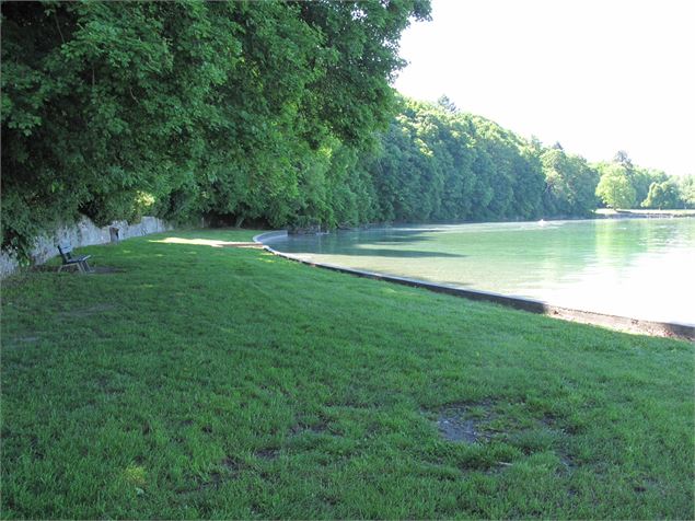 Plage de Tougues - Mairie de Chens-sur-Léman