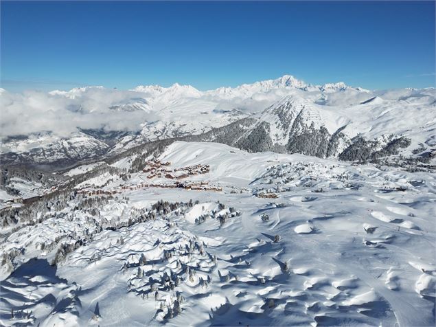 Vue sur le plateau du Dou du Praz en hiver - OTGP