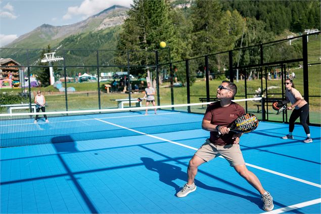 Terrain de padel tennis_Val-d'Isère - Tristan Shu