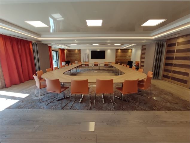 Salle de Séminaire Perrière - Hotel Alexane 4 étoiles - Samoens - Alpes - MGM - Alexane