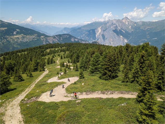 piste VTT de descente La Pano - Alban Pernet / Valloire Tourisme