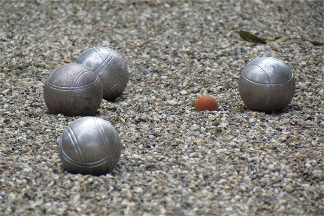 Terrain de pétanque - Pixabay