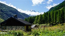 Vue hameau du Buet - départ Via Ferrata - OTVCMB