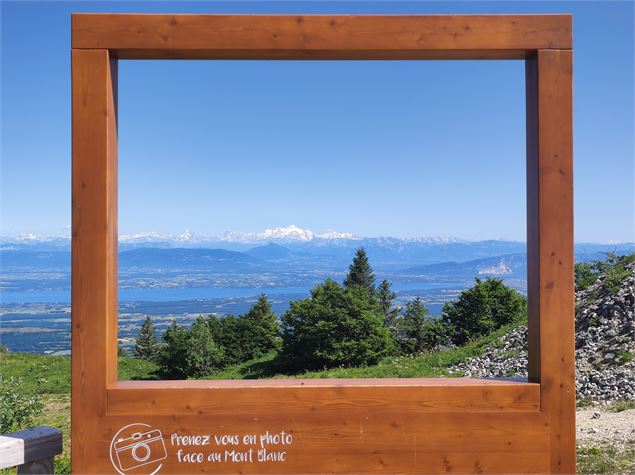 Vue sur le Mont Blanc - ©OTpaysdegex