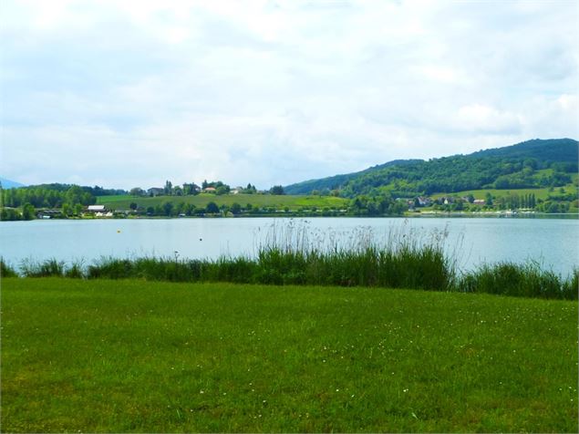 Plage de l'Ecoincon - Office de tourisme Belley Bas-Bugey