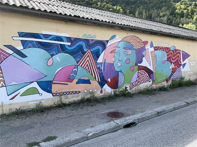 Fresques et murs peints - Baleine édentée Nantua - Maxime Michel