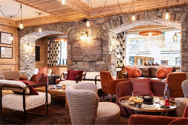 Salon - Bar - Y-Studio