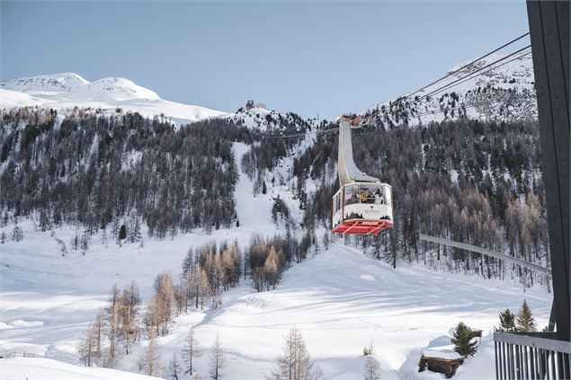 Départ Téléphérique du Fornet - Val d'Isère Téléphériques / Maxime Bouclier