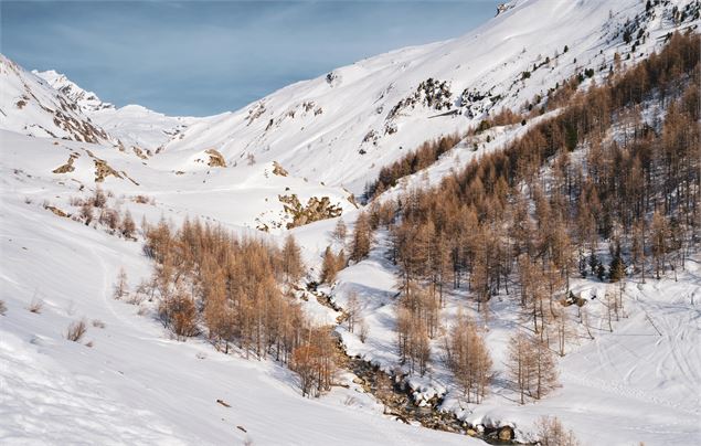 vue ruisseau - Val d'Isère Téléphériques / Maxime Bouclier