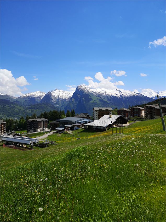 Télésiège du Sairon à Morillon 1100 les Esserts - Haut-Giffre Tourisme